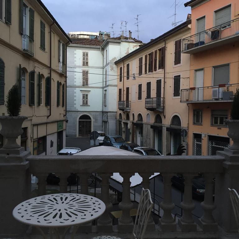 La Terrazza Vercelli Bed & Charme エクステリア 写真